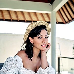 Yapon ayollari oyoqlarini yoyishadi